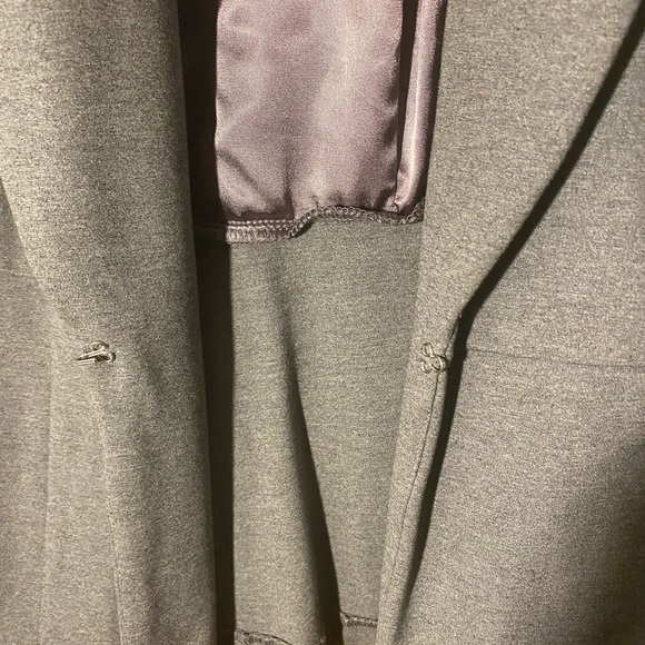 Torrid Studio Grey Peplum Size 3 - Picture 4 of 8